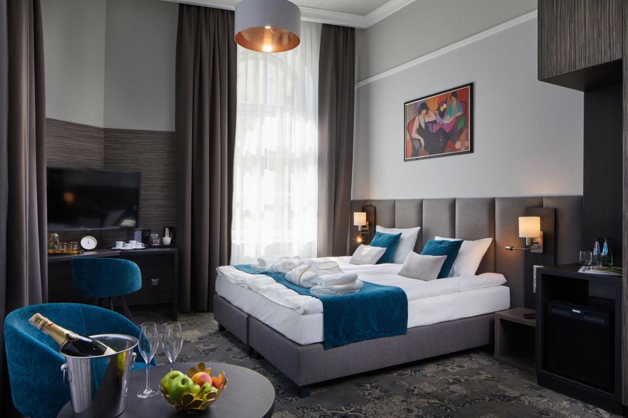 Hotel Estera Cracovia Esterno foto
