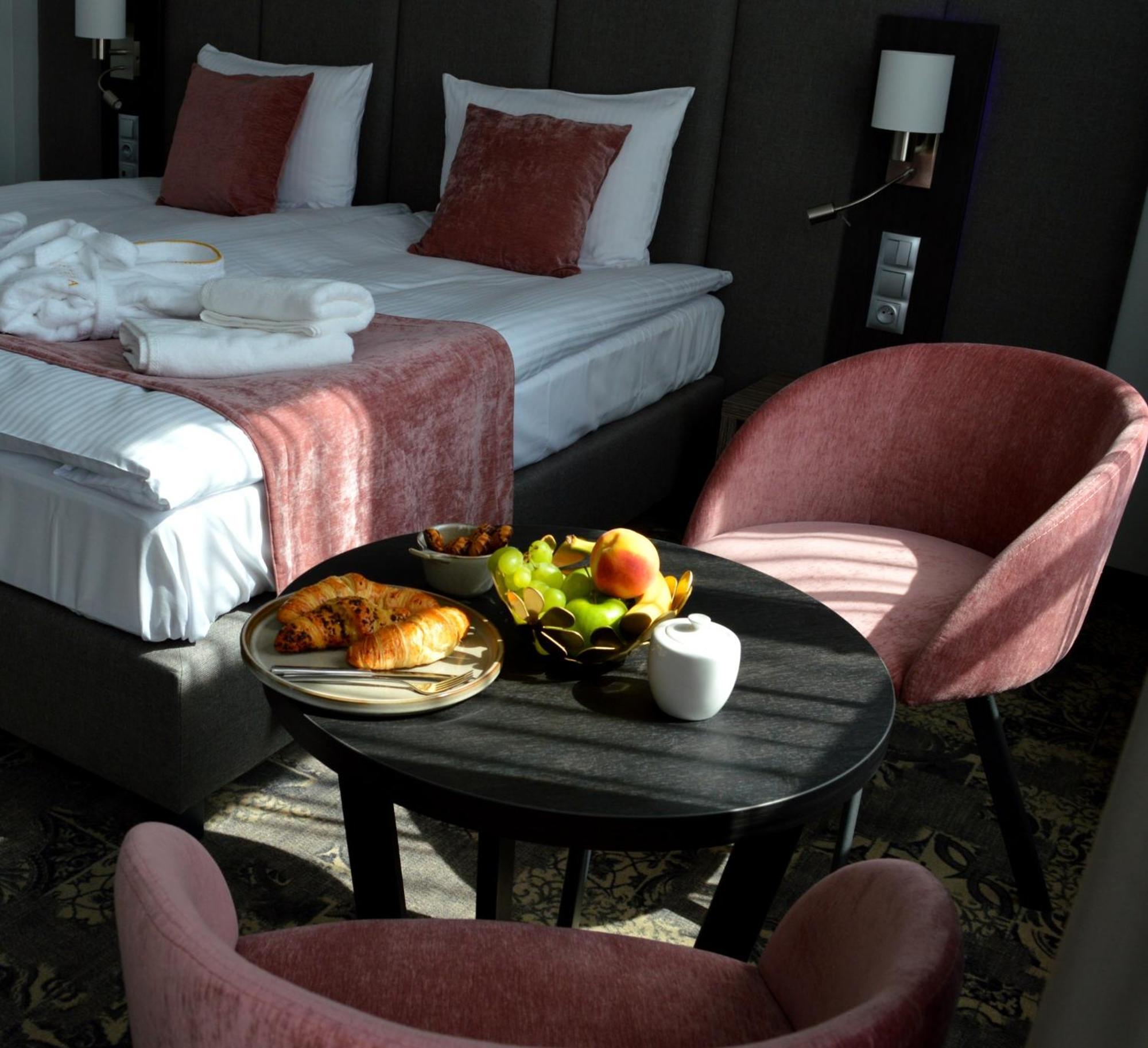 Hotel Estera Cracovia Esterno foto