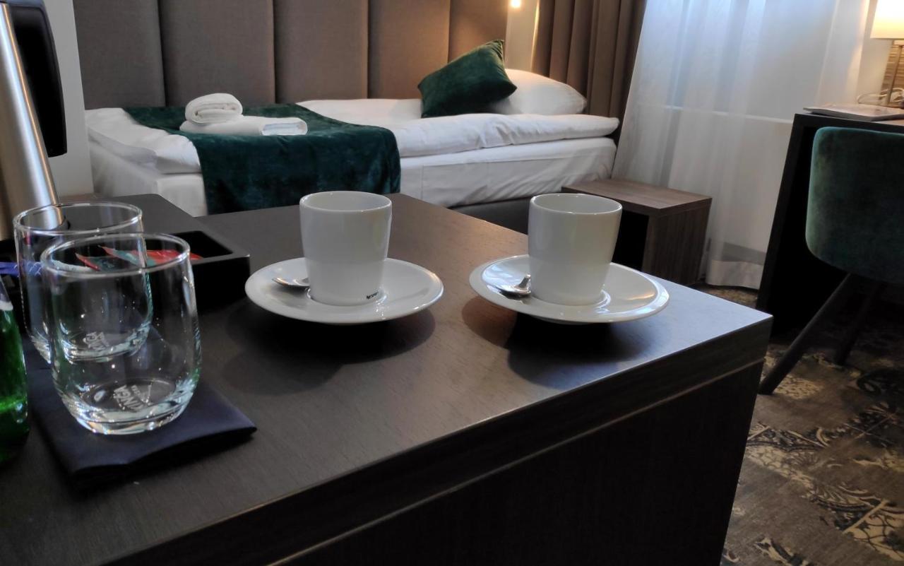 Hotel Estera Cracovia Esterno foto