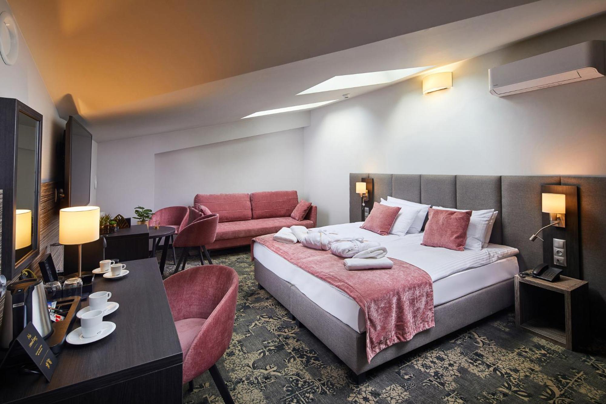 Hotel Estera Cracovia Esterno foto